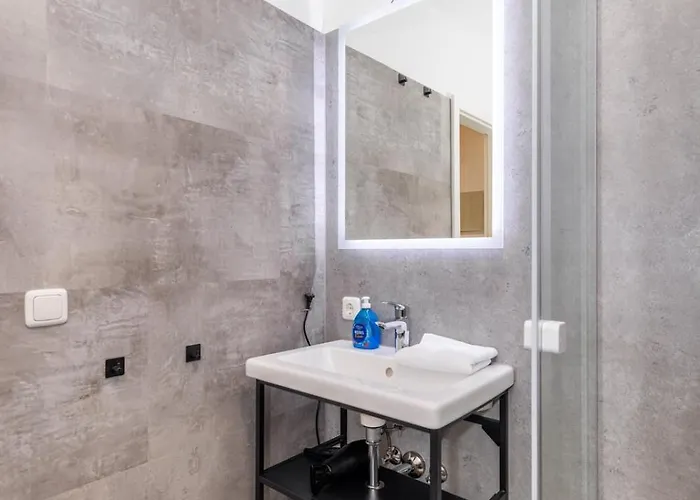 Apartamento Gemuetliche, Moderne In Stadtnaehe