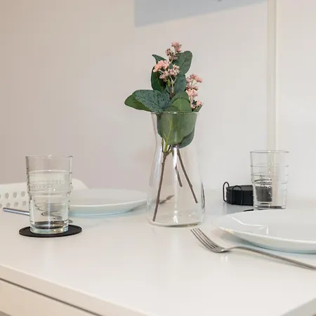 Gemuetliche, Moderne In Stadtnaehe アパート ヴュルツブルク