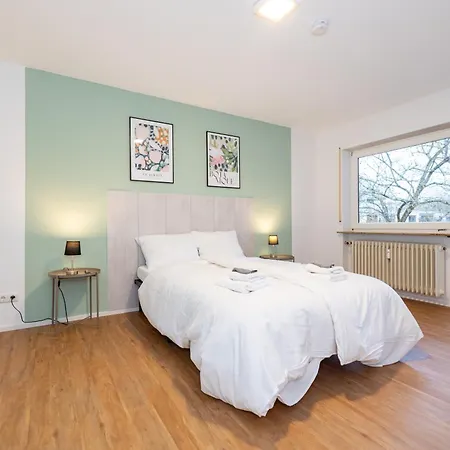 Gemuetliche, Moderne In Stadtnaehe アパート